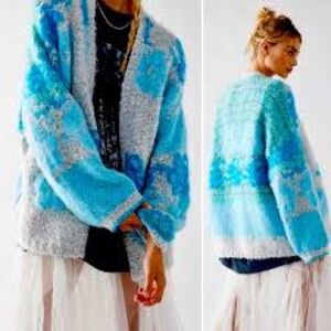 Free People Gather Me Close Cardigan "Hawaiian Blue"floral fuzzy knit Size Large